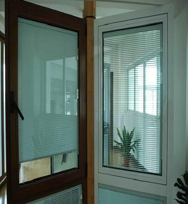 Horizontale 22 X 36in Interne Mini Blinds For Windows Between-Glas Buitendeur